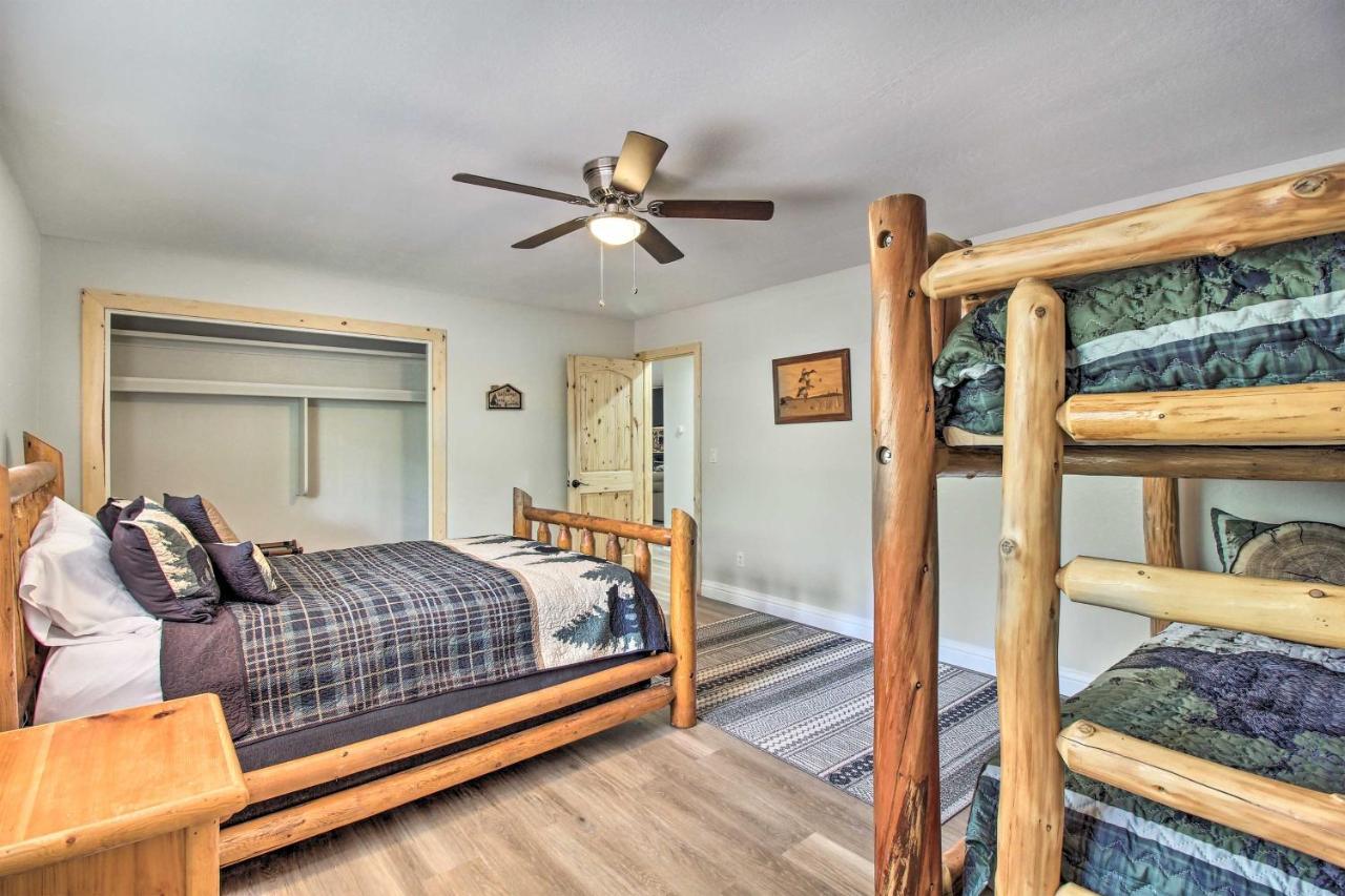 Pinetop Creekside Cabin Secret Game Room! Exterior foto